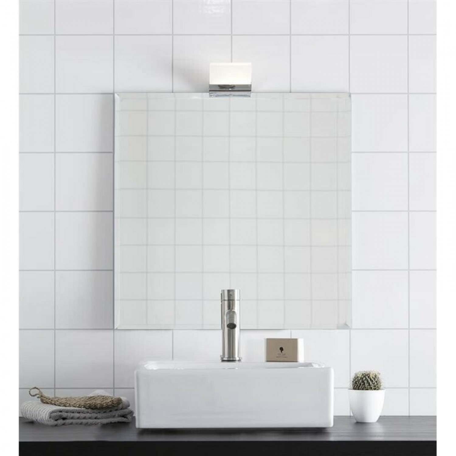 Бра MarkSlojd Sweden METZ Wall Chrome IP44 106578