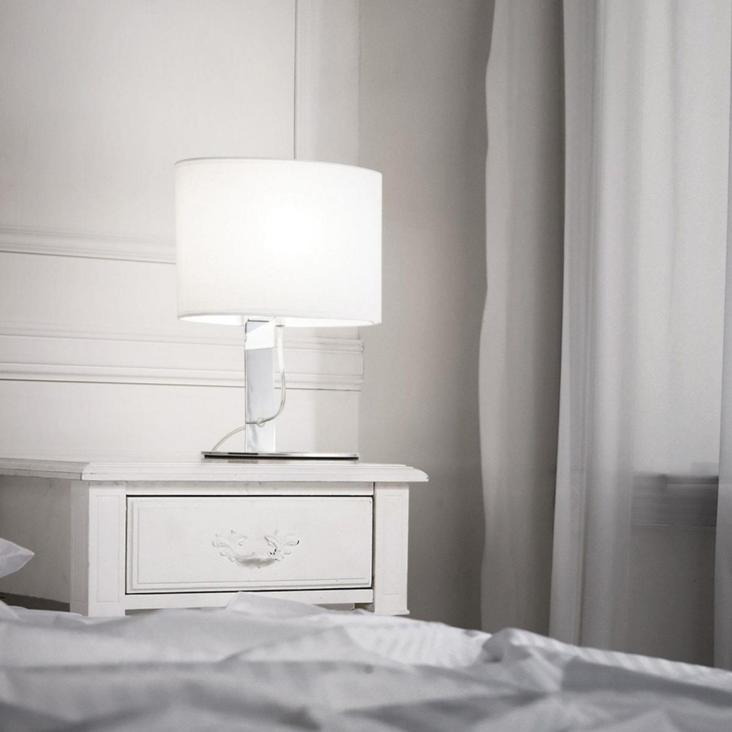 Настольная лампа Ideal Lux DESIREE TL1 074870
