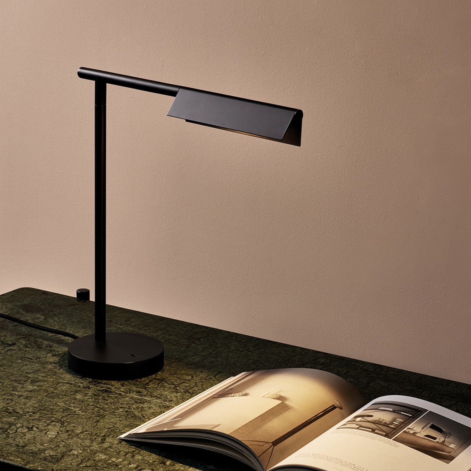 Настольная лампа Astro Fold Table LED 1408005