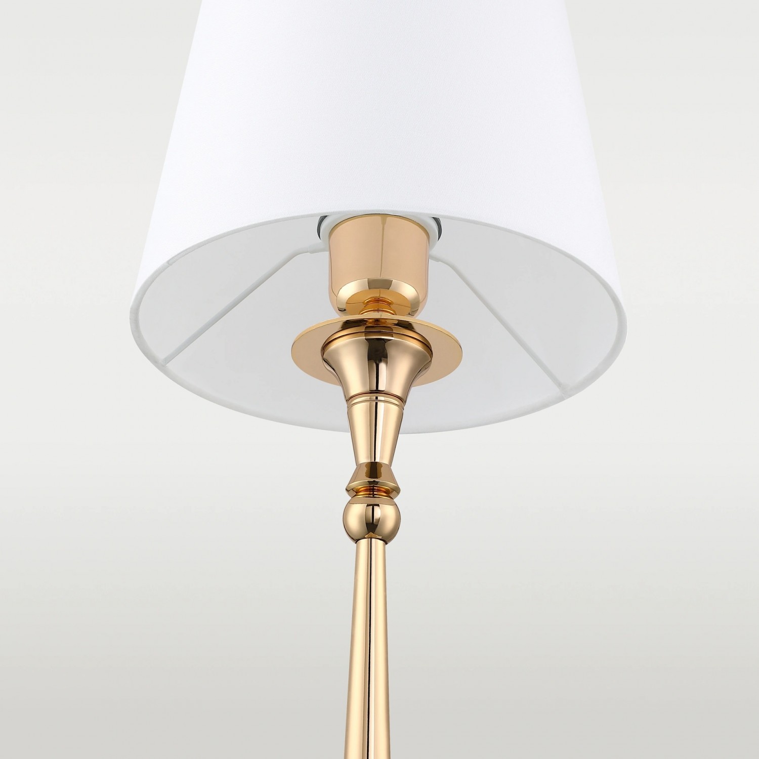 Настольная лампа COSMOLight AUSTIN T01227AU-WH