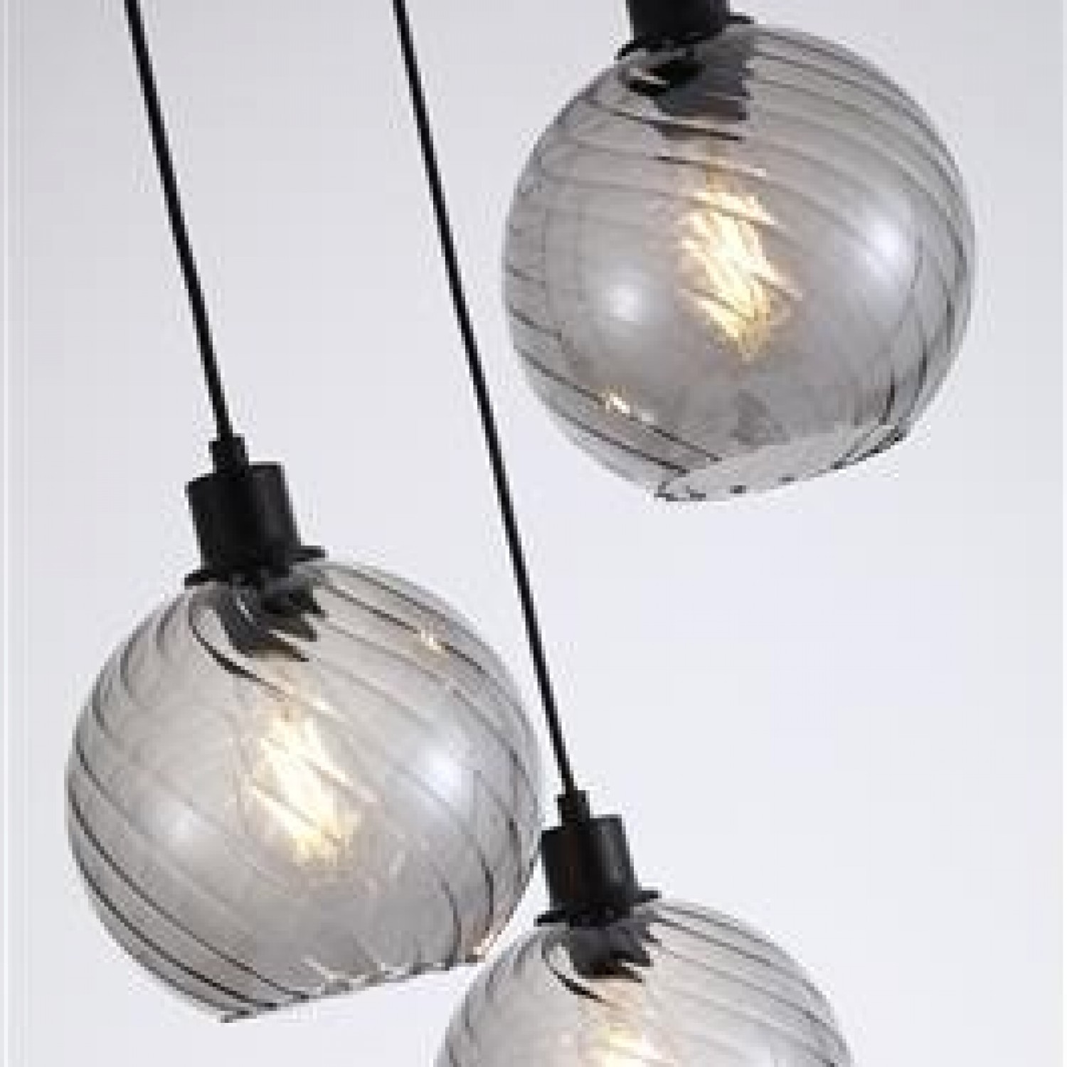 Подвесной светильник SearchLight Radiance 44520-3SM