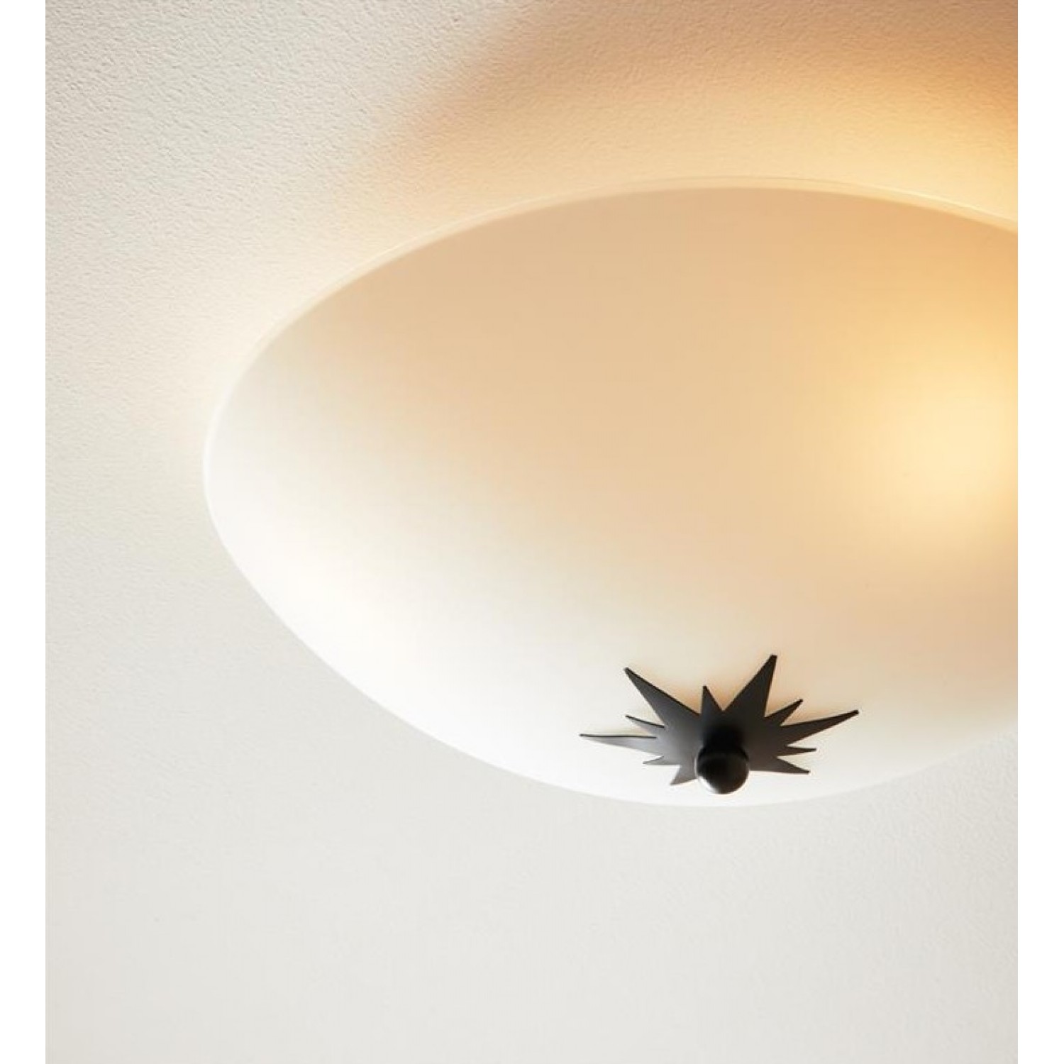 Потолочный светильник MarkSlojd Sweden ROSE Plafond 35cm White/Black 108207