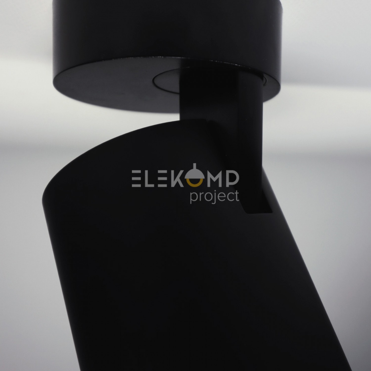 Спот Elekomp Pro Spot 18w M Premium 246772
