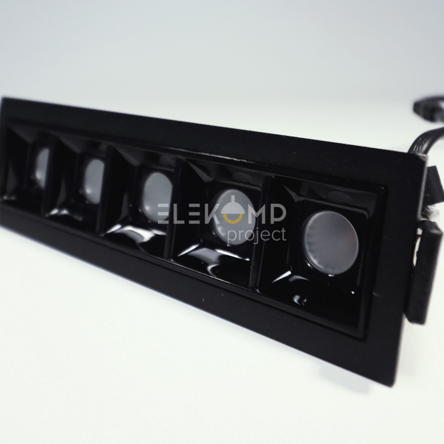 Точковий світильник Elekomp Pro Downlight Premium 12w Line 244582