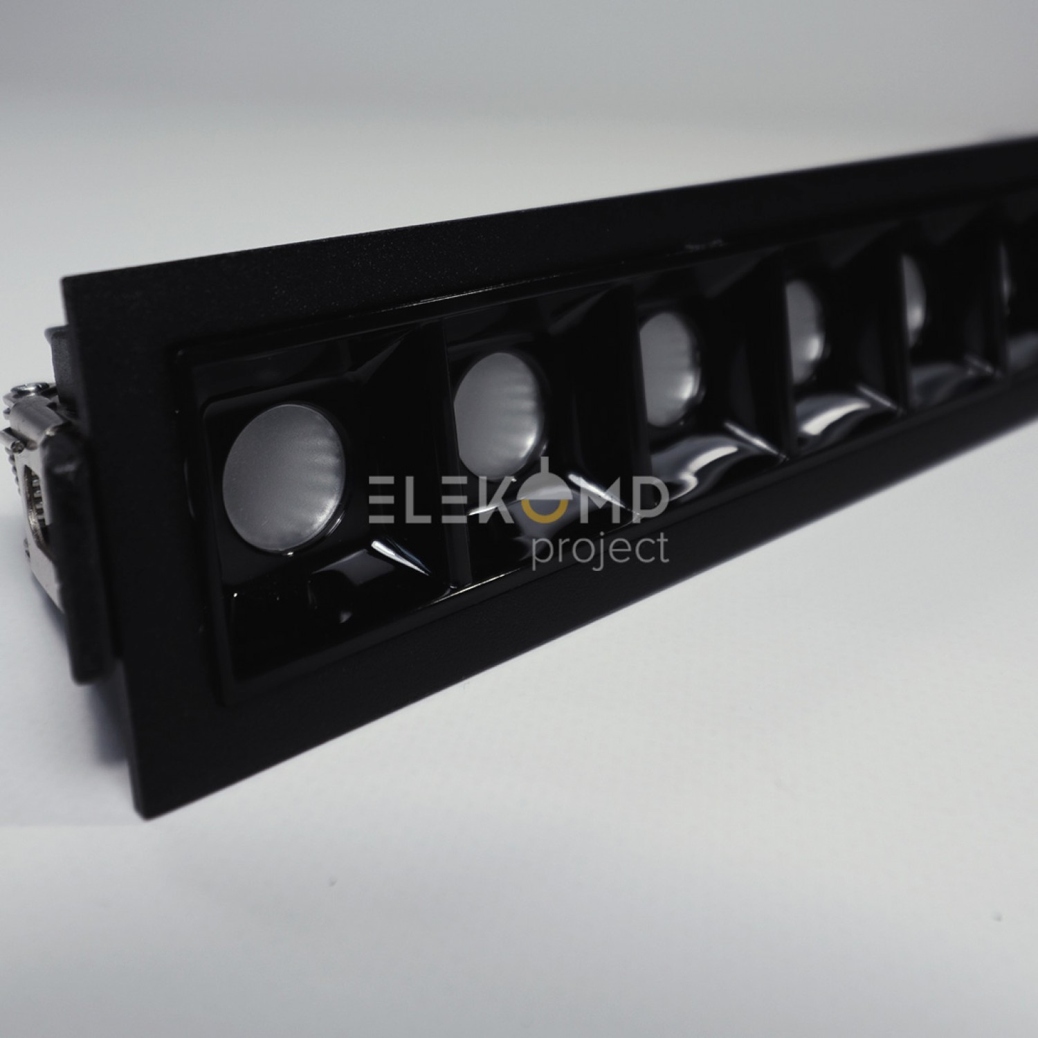 Точковий світильник Elekomp Pro Downlight Premium 36w Line 244588