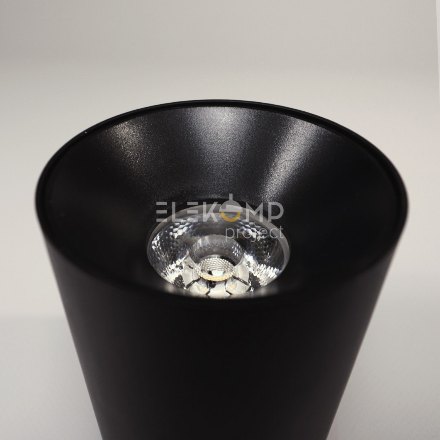 Точечный светильник Elekomp Pro Tube Architectural 12w Premium R 243525