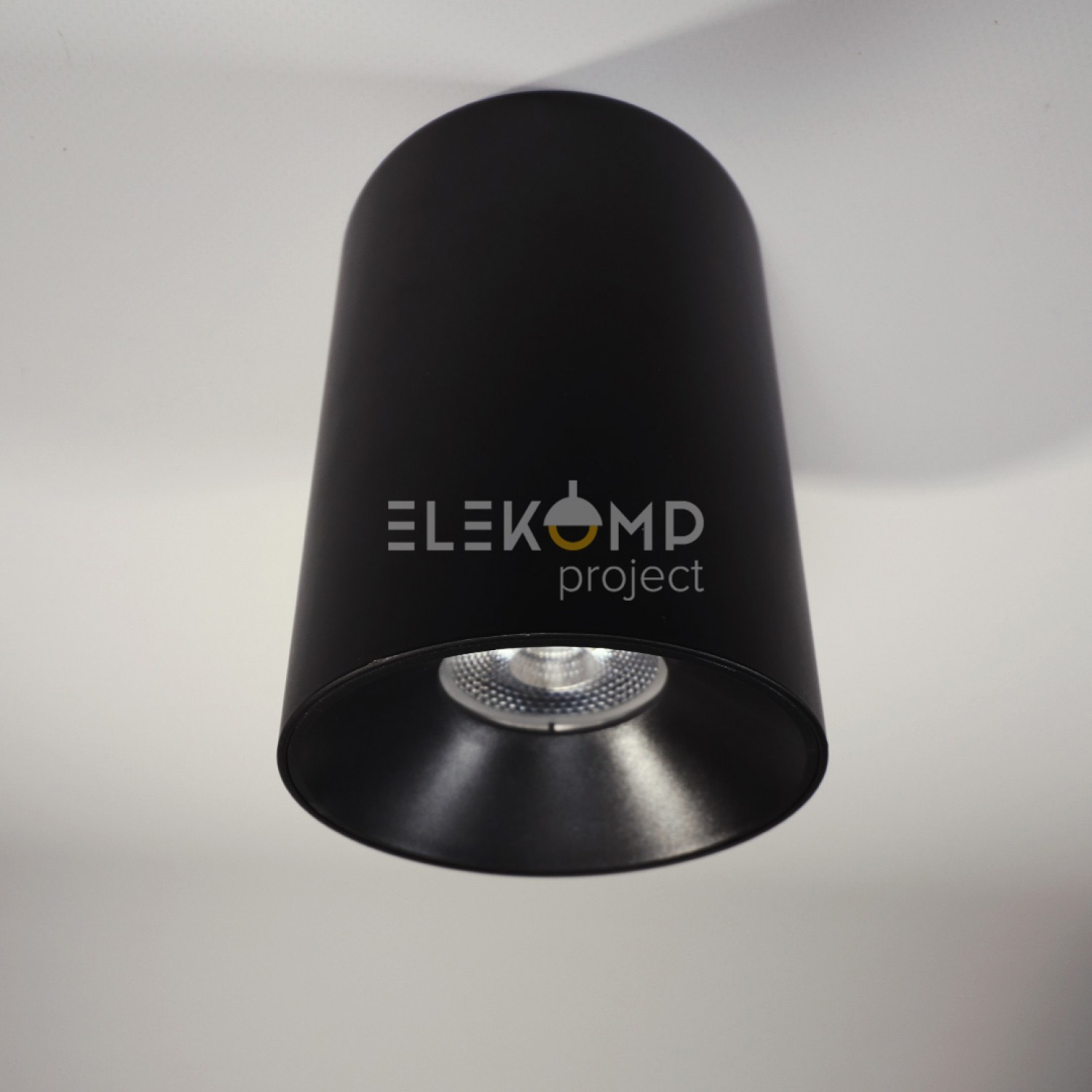 alt_image Точечный светильник Elekomp Pro Tube Architectural 18w R Premium 153805