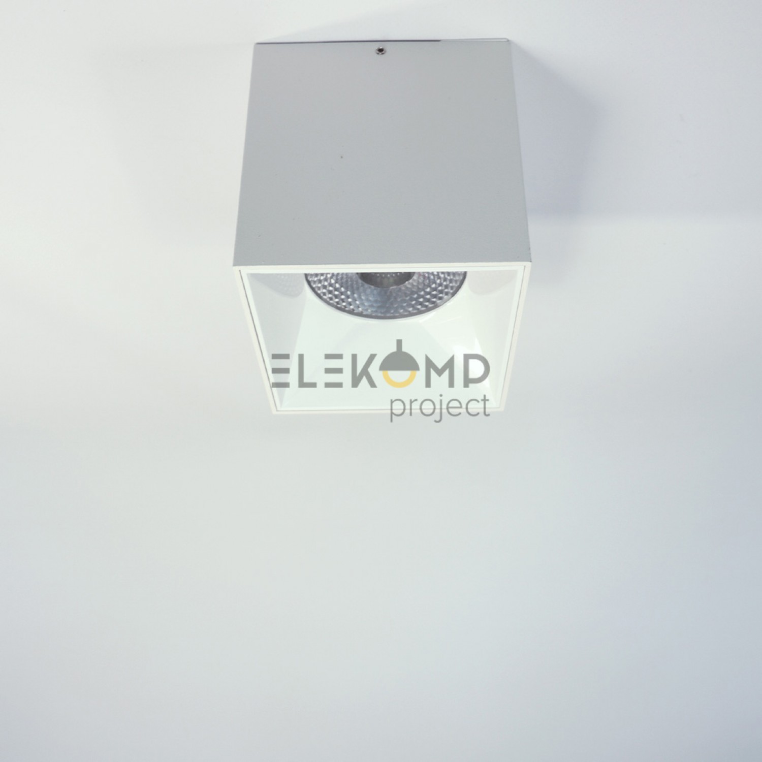 Точечный светильник Elekomp Pro Tube Architectural 7w SQ Premium 246741