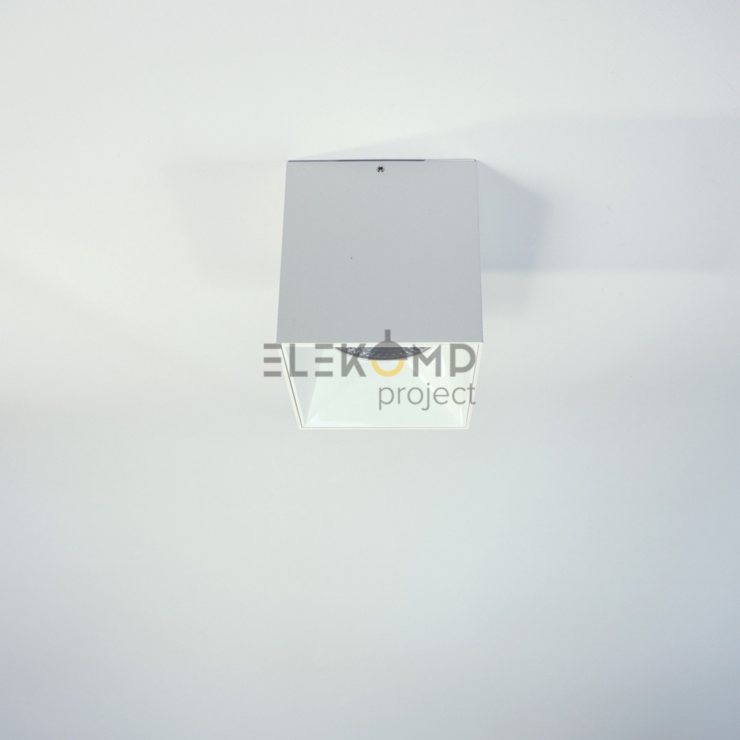 Точечный светильник Elekomp Pro Tube Architectural 7w SQ Premium 246742