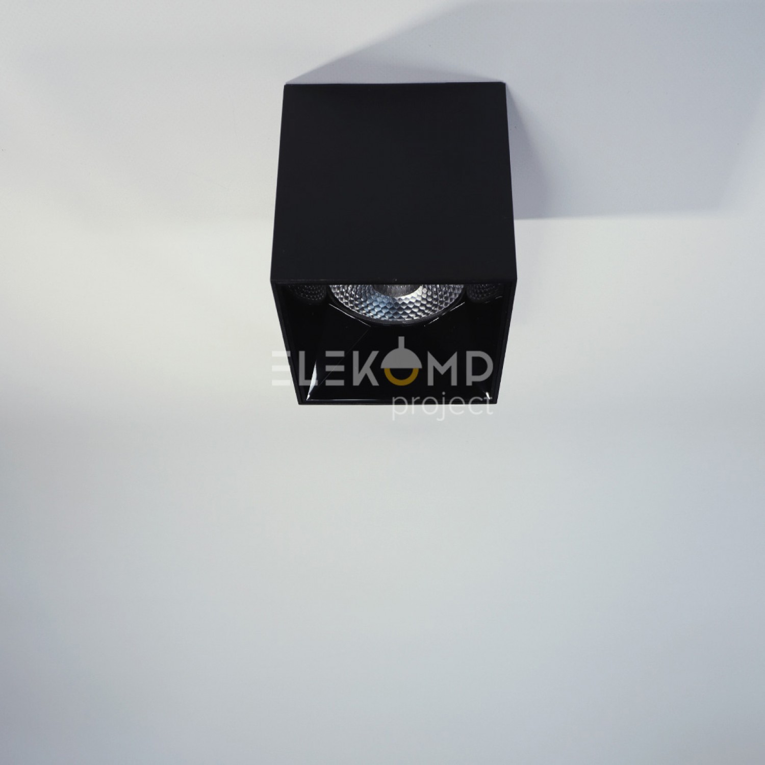 Точечный светильник Elekomp Pro Tube Architectural 7w SQ Premium 246745
