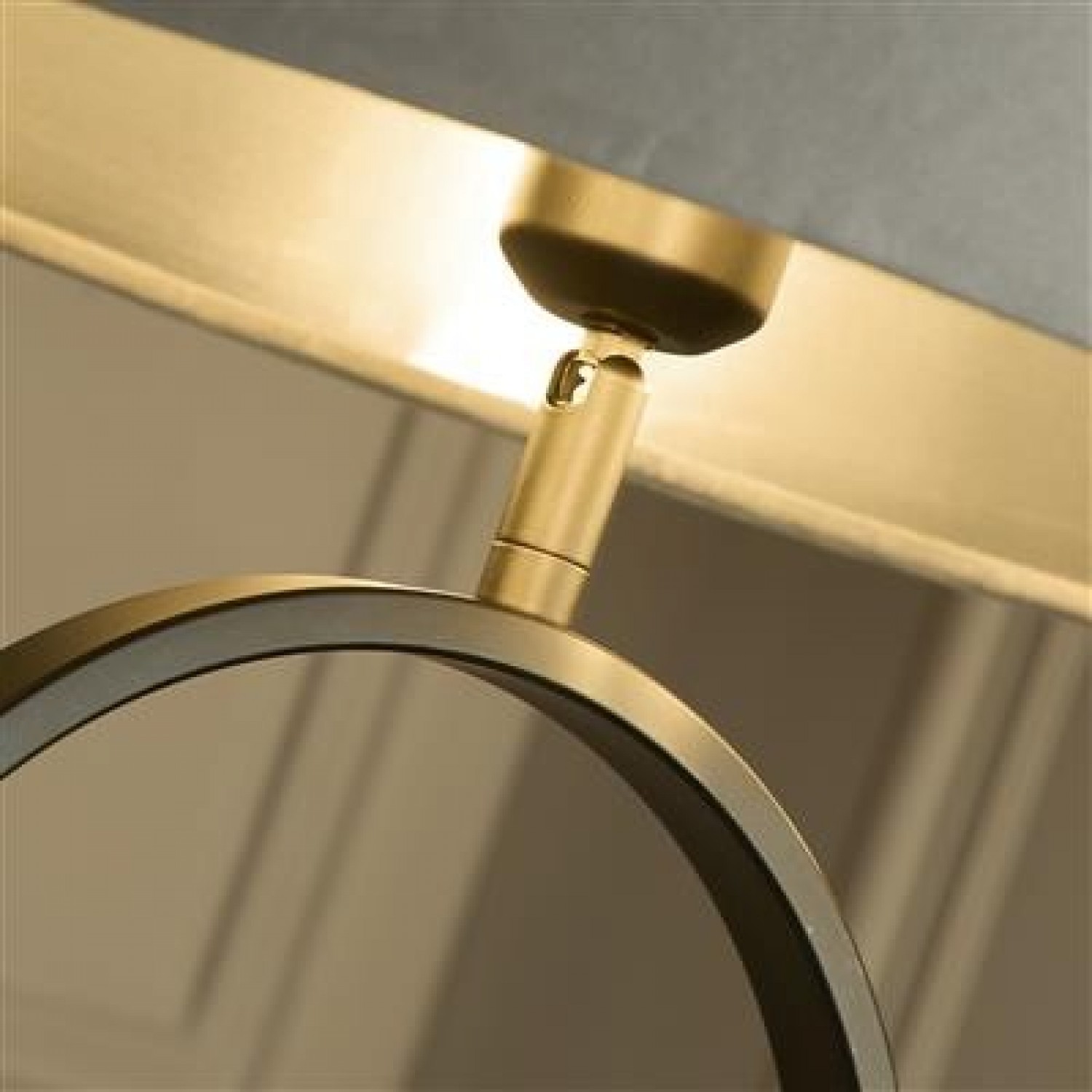 Торшер SearchLight  EU95101GY