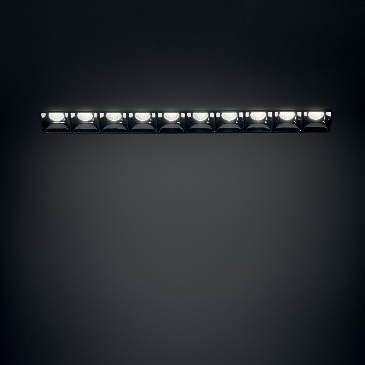 Точечный светильник Ideal Lux LIKA 20W TRIMLESS 206240